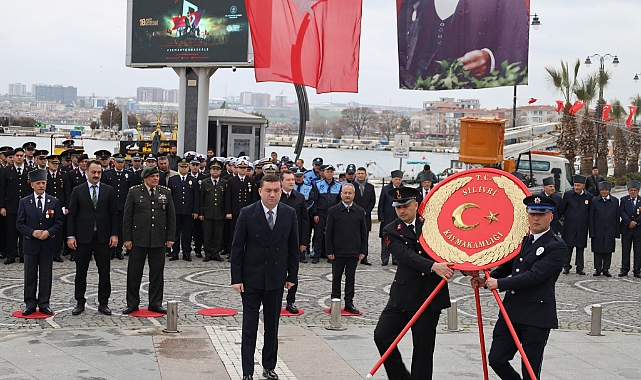 18 Mart törenlerinde çelenk sunumu gerçekleştirildi
