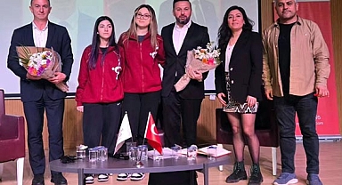 “Geleceğin İş Dünyasında Yeni Nesil Yetkinlikler ve Yapay Zekâ” Paneli