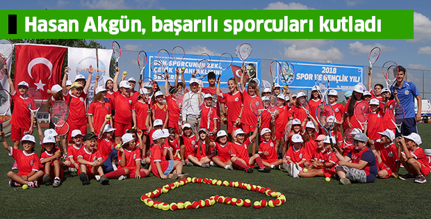 Hasan Akgün, başarılı sporcuları kutladı