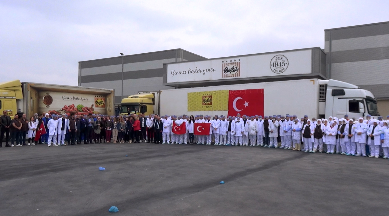 Silivri’den Mehmetçiğe 1 tır et ürünü gönderildi