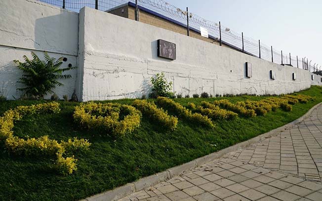 Sarten duvarları Atatürk fotoğraflarıyla donattı