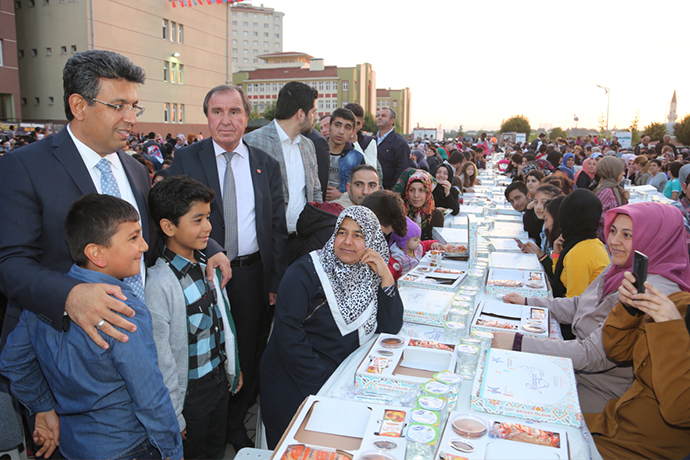 Başkan Karadeniz'den tren müjdesi