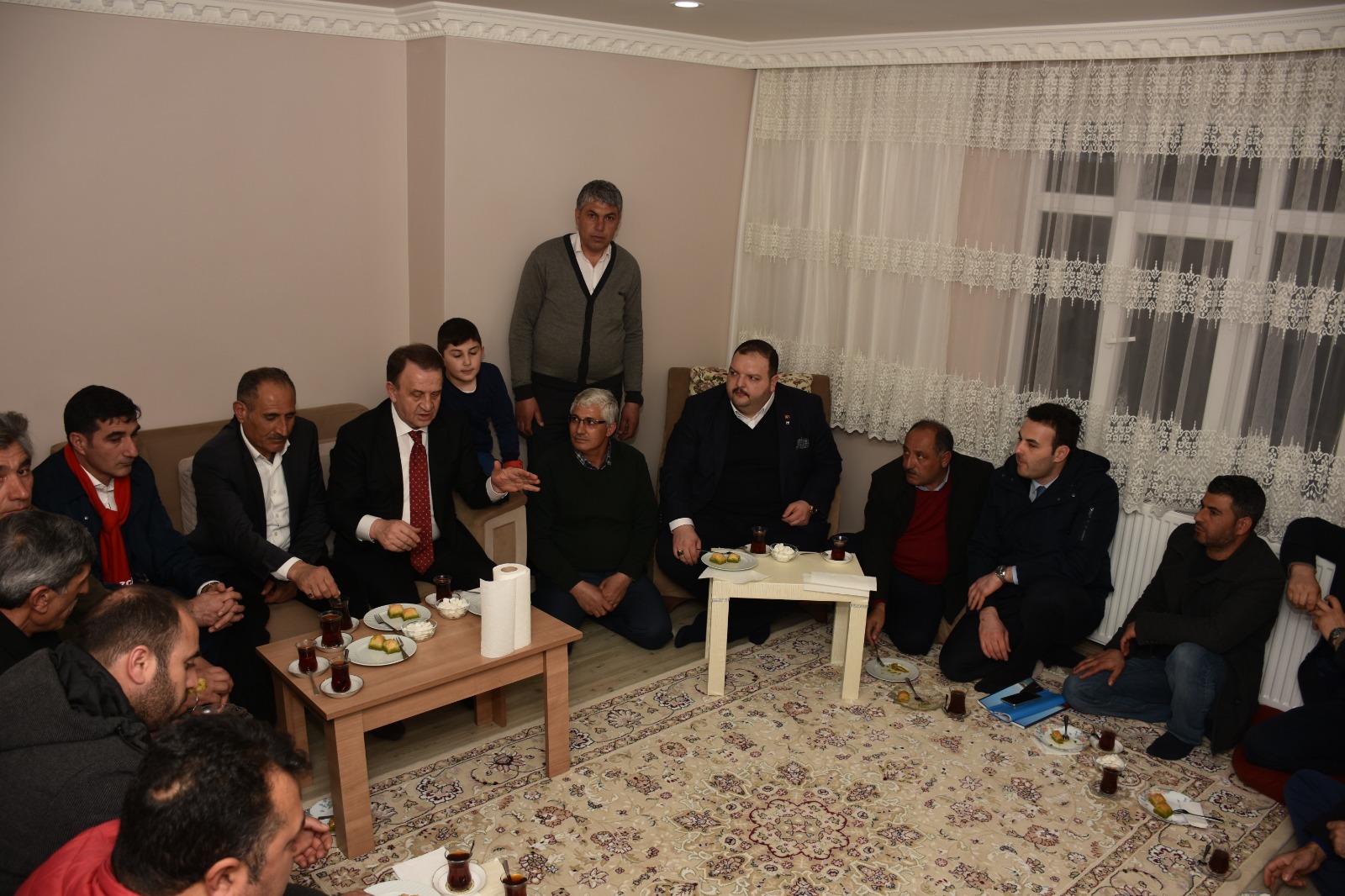 Işıklar'dan Mimarsinan'da ev ziyareti