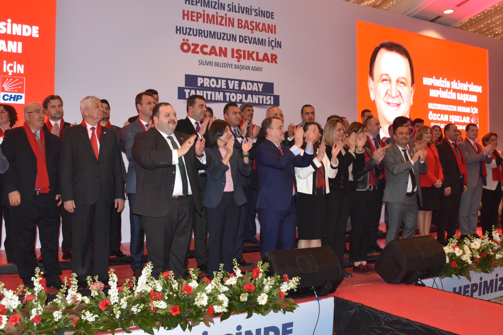 Işıklar Ekibini ve Yeni Dönem Projelerini Tanıttı