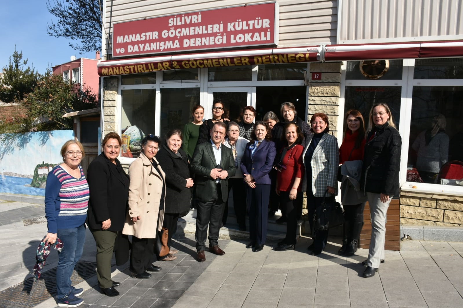 Işıklar göçmen kadınlarla bir araya geldi