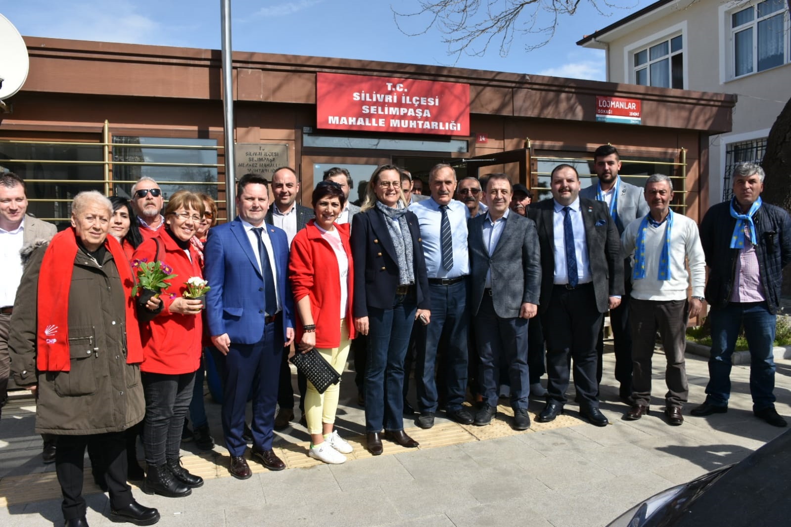 Işıklar ve ekibi Selimpaşa Mahallesi’ndeydi