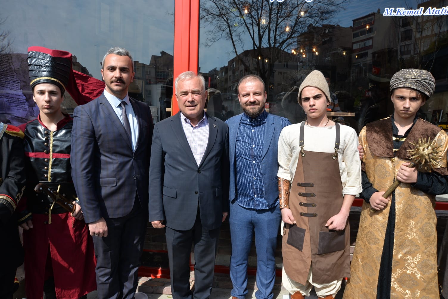 Değirmenci yeni açılan iş yerlerini ziyaret etti