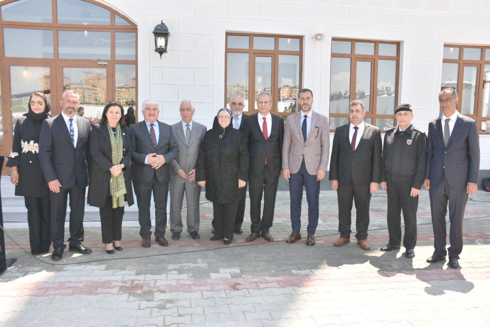 Albayrak Camii Ibadete Açıldı