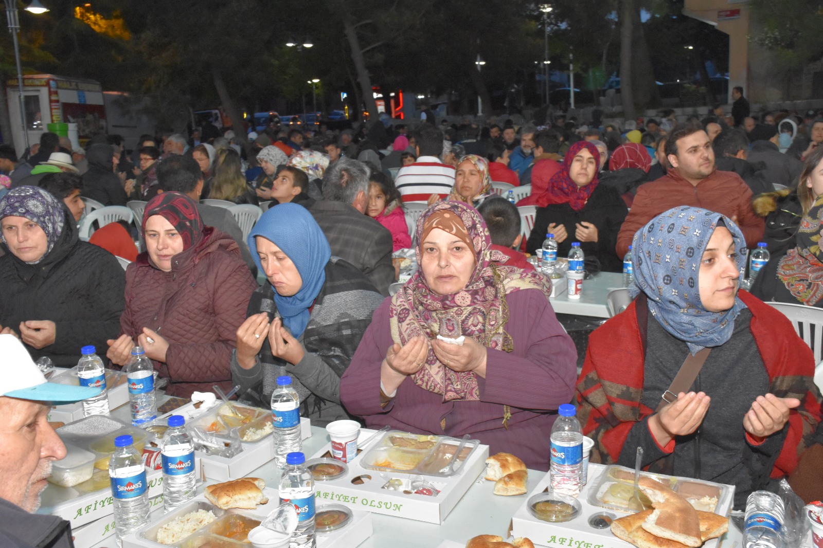 Kavaklı’da Gönül Sofraları Kuruldu