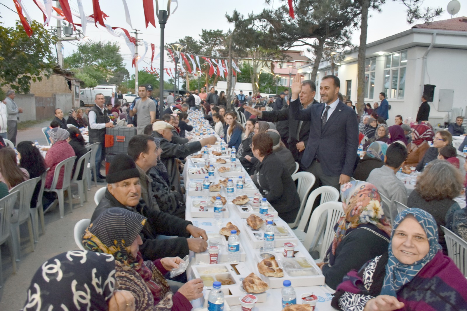 Büyükkılıçlı Mahallesi Gönül Sofrası'nda Buluştu