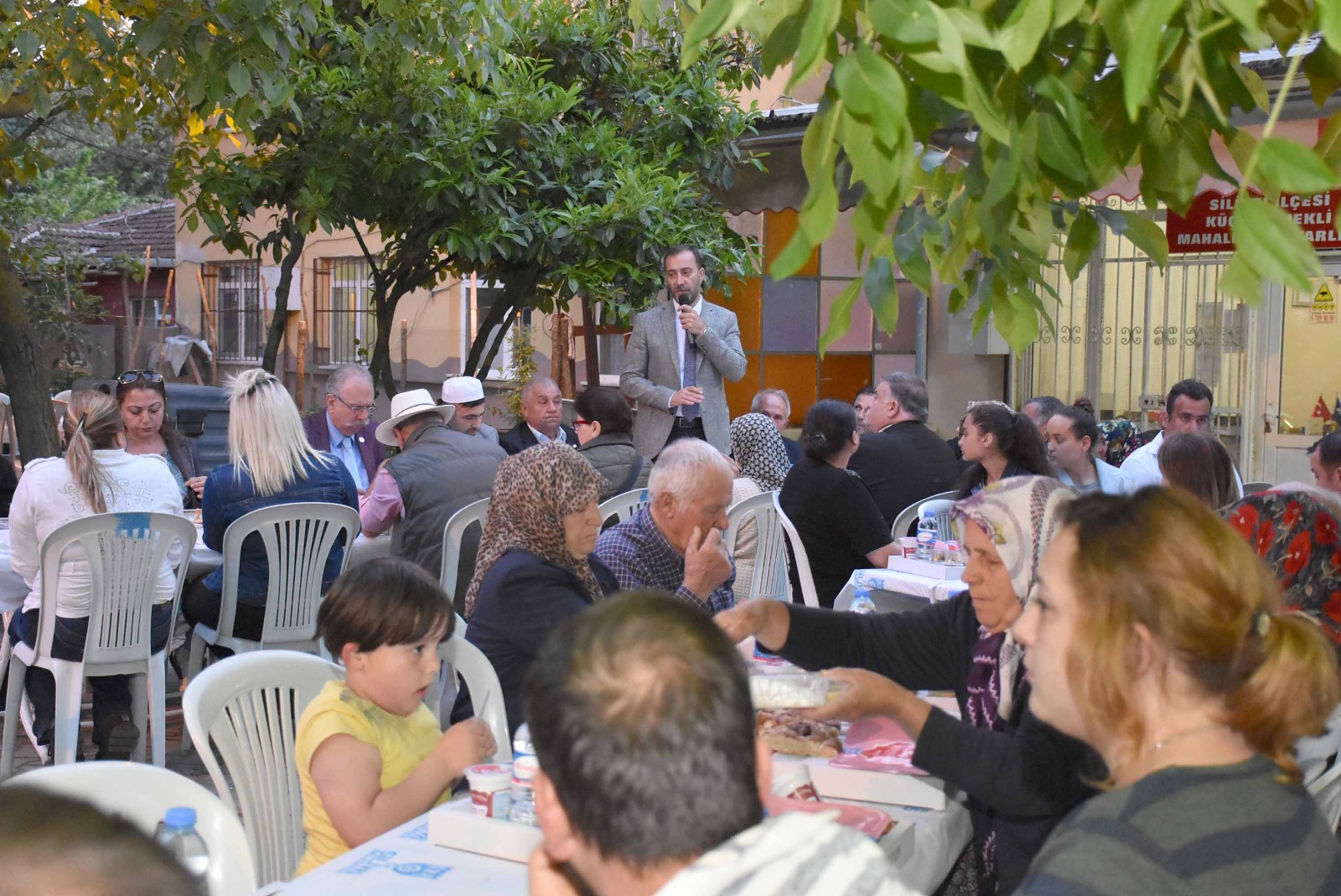 Gönül Sofraları Sinekli'de Kuruldu