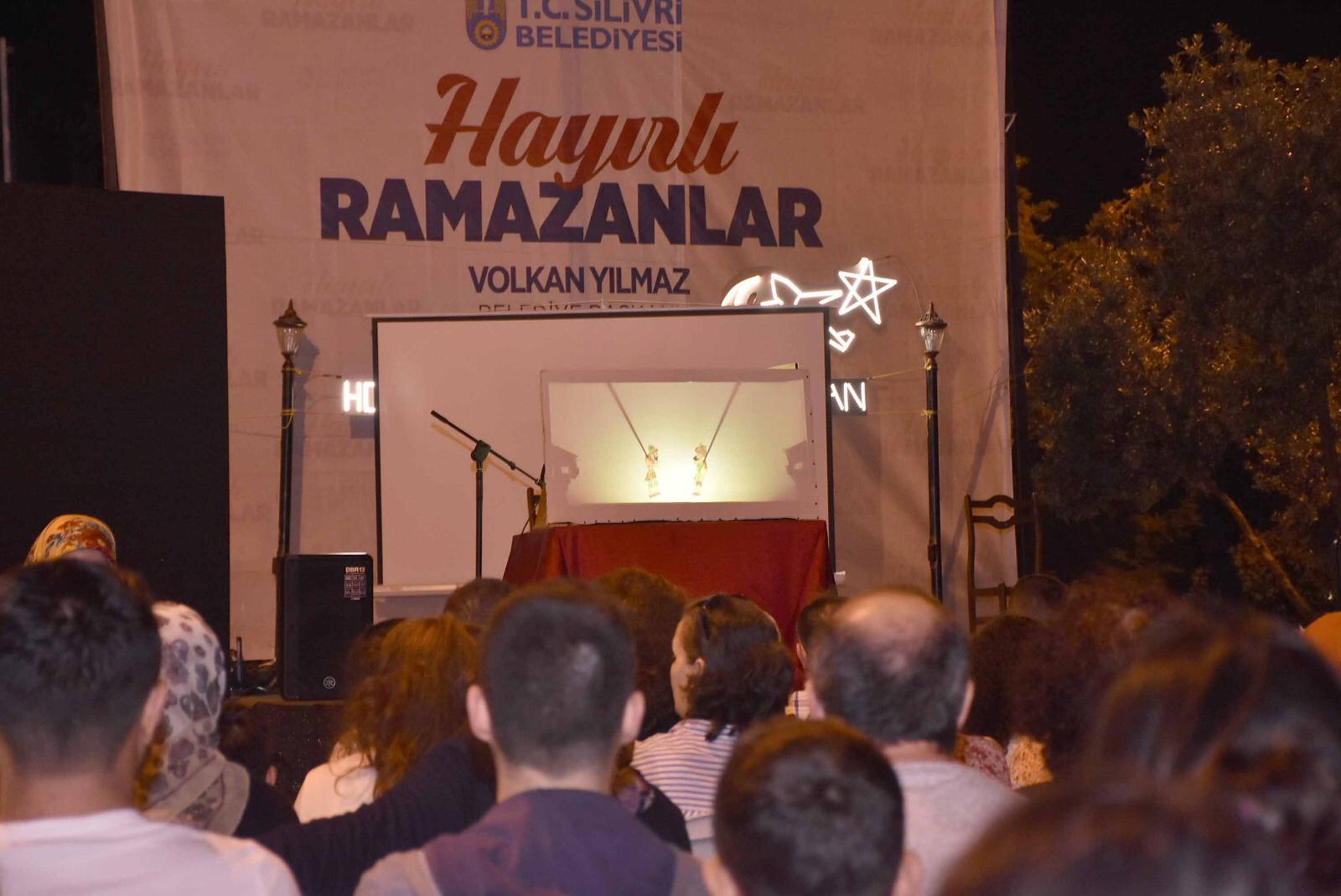 Hacivat Karagöz Güldürdü