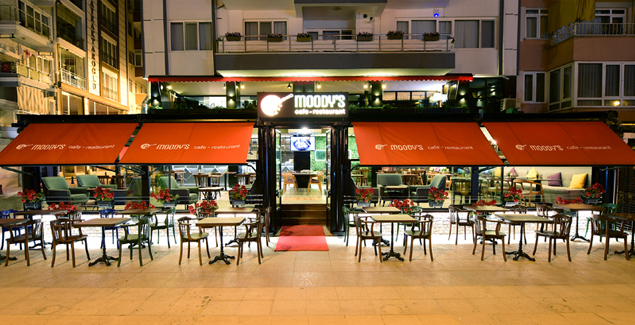 Silivri'nin en sosyal işletmesi Moody's Cafe