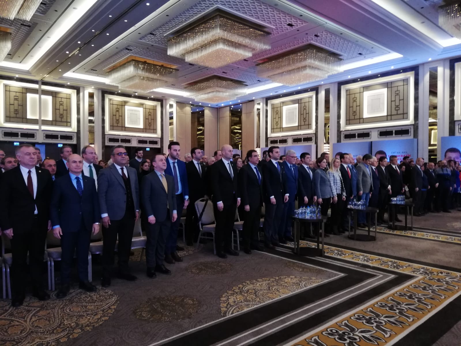 Işıklar, İmamoğlu’nun proje tanıtım toplantısına katıldı