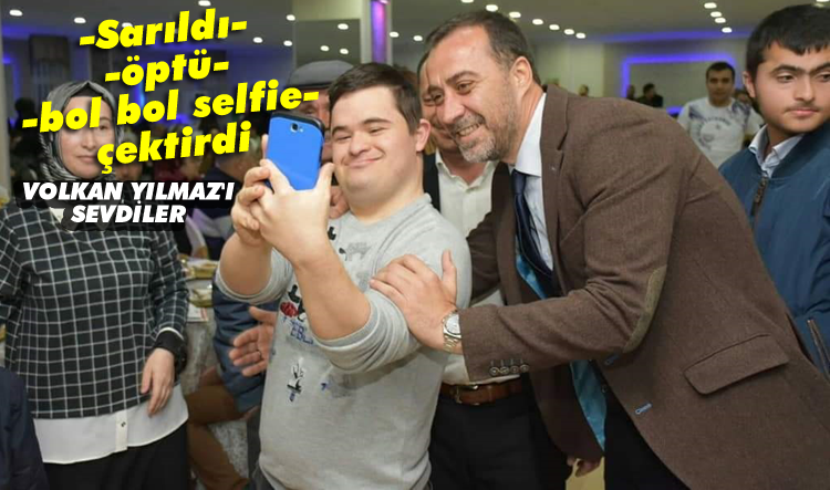 Sarıldı, öptü, bol bol selfie çektirdi