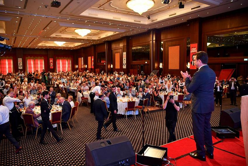 İmamoğlu muhtarlarla buluştu