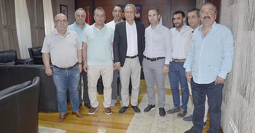 Silivrispor yönetimi Kaymakam Partal'ı ziyaret etti