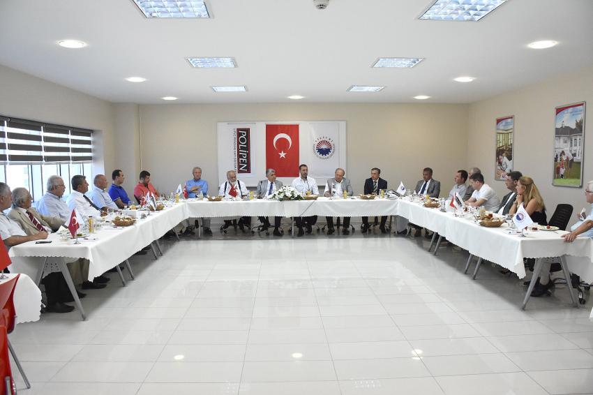 Kavaklı ve Selimpaşa sanayicilerini dinledi