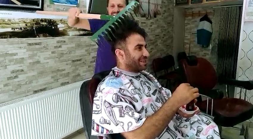 Silivrili kuaförden ilginç saç tıraşı