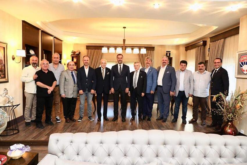 Fenerbahçe heyetinden Yılmaz'a ziyaret