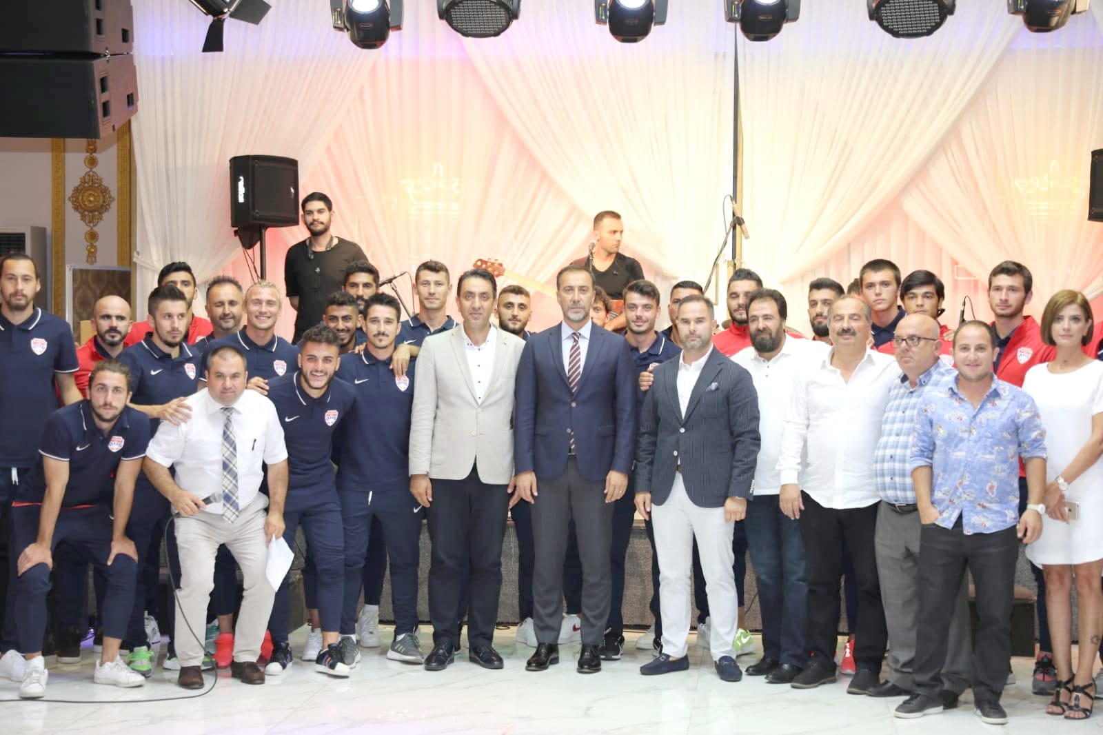 Silivrispor yardımlaşma ve dayanışma gecesi düzenledi