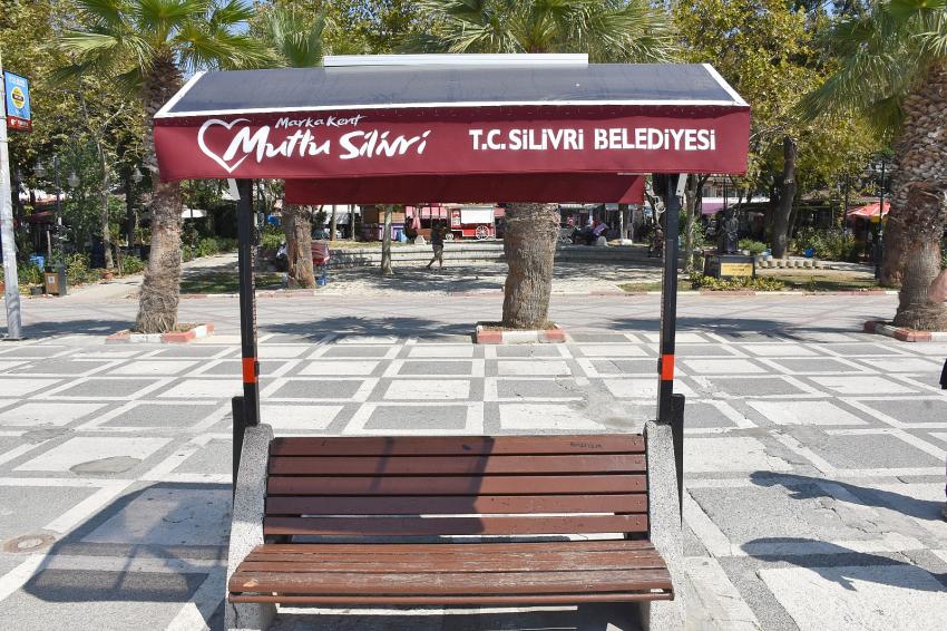 Silivri Sahili'ne çevre dostu banklar