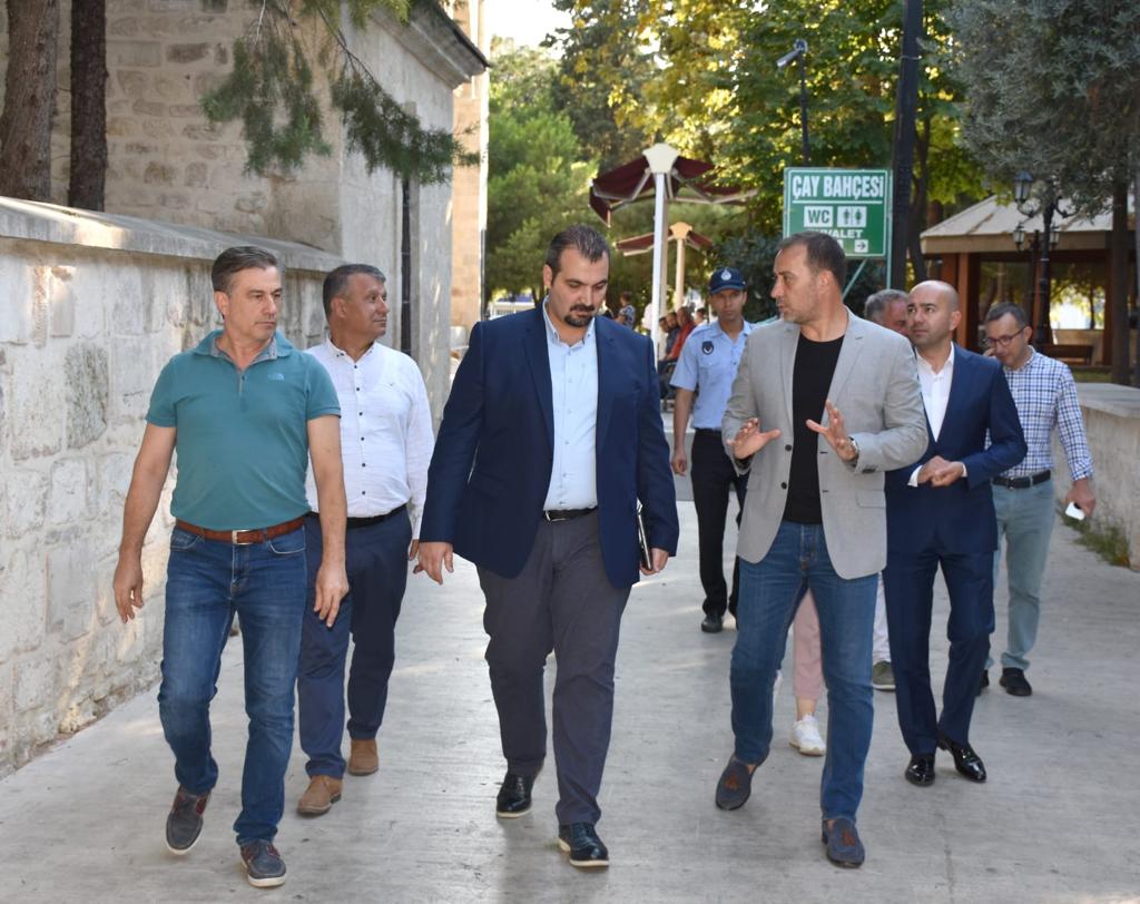 Başkan Yılmaz, projelerini Emrah Şahan'a anlattı